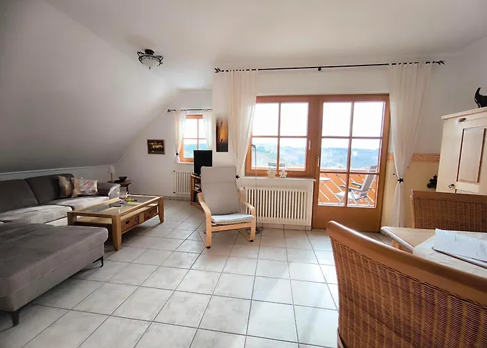 Haus Marianne * Langscheid (Mayen-Koblenz)